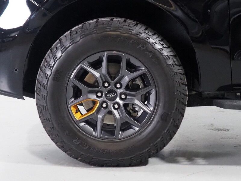 2025 Ford Expedition Tremor 4WD *NAVIGATION, ADAPTIVE CRUISE, SAFETY ALERTS, 360 VIEW CAMERAS, PANORAMA MOONROOF, LEATHER, CLIMATE SEATS, HEATED STEERING, 2ND ROW CAPTAINS, BANG & OLUFSEN, WIRELESS CHARGING, ANDROID & APPLE Round Rock TX