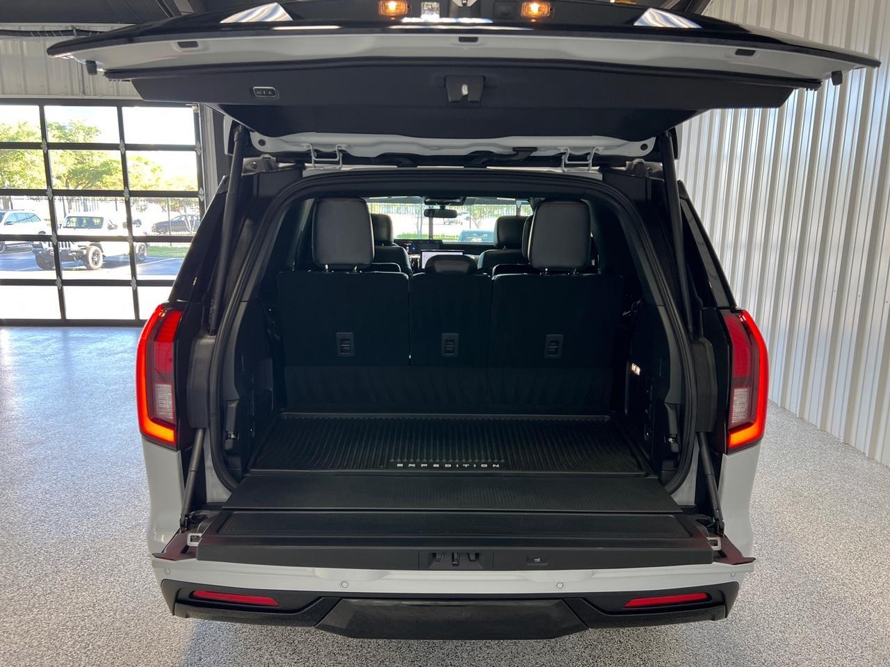 2025 Ford Expedition Tremor, Bluecruise Houston TX