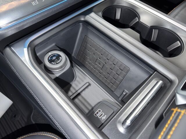 2025 Ford Expedition Tremor Pine River MN