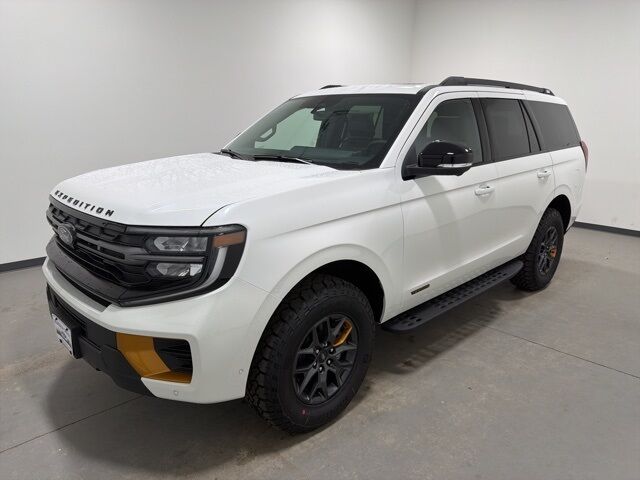 2025 Ford Expedition Tremor Pine River MN