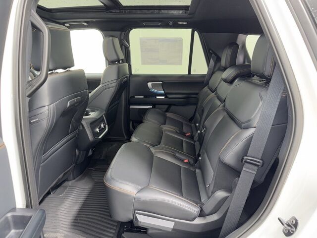 2025 Ford Expedition Tremor Pine River MN