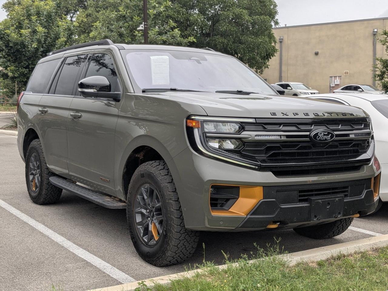 2025 Ford Expedition Tremor