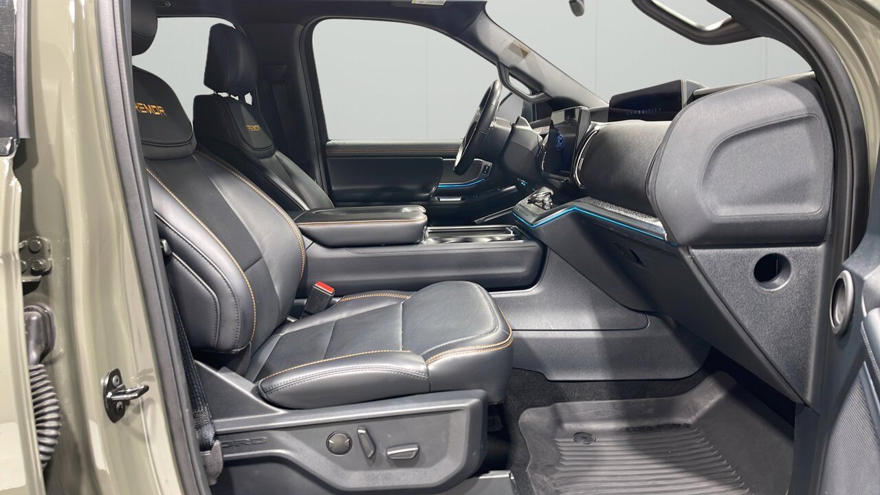 2025 Ford Expedition Tremor Sherwood Park AB