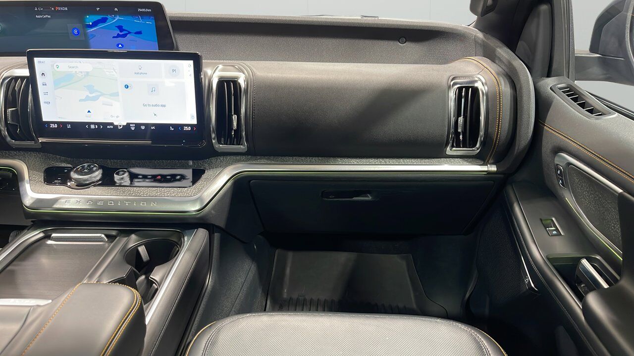 2025 Ford Expedition Tremor Sherwood Park AB
