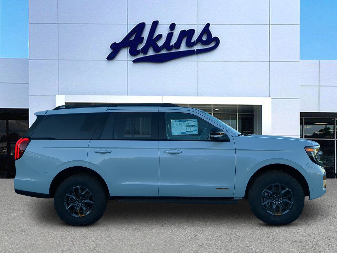 2025 Ford Expedition Tremor