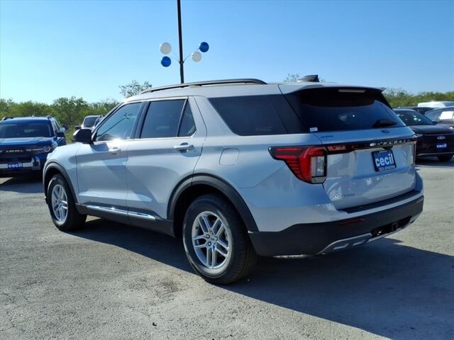 2025 Ford Explorer Active  TX
