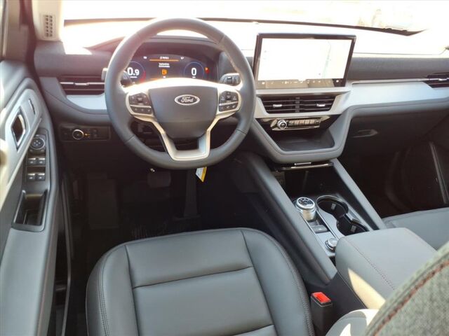 2025 Ford Explorer Active  TX