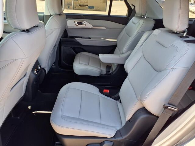 2025 Ford Explorer Active  TX