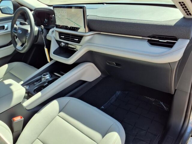 2025 Ford Explorer Active  TX