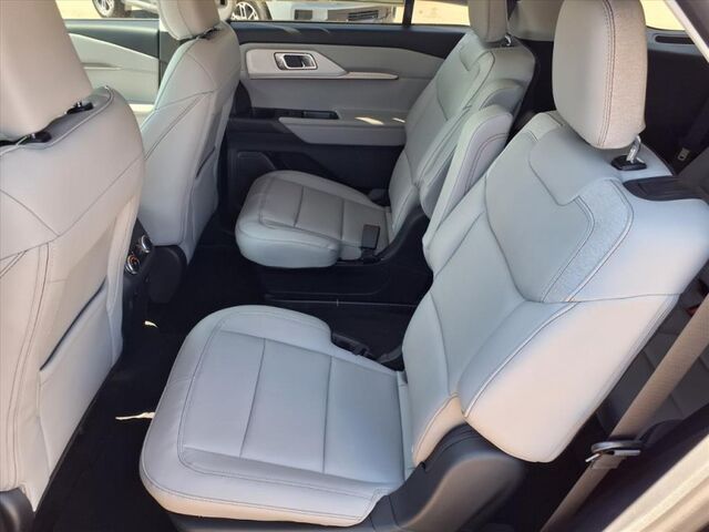 2025 Ford Explorer Active  TX