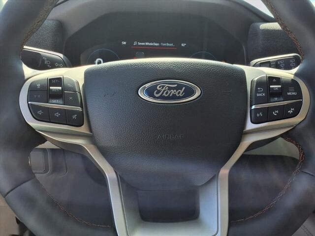 2025 Ford Explorer Active  TX