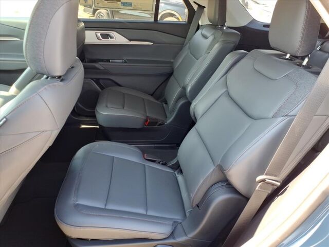 2025 Ford Explorer Active  TX