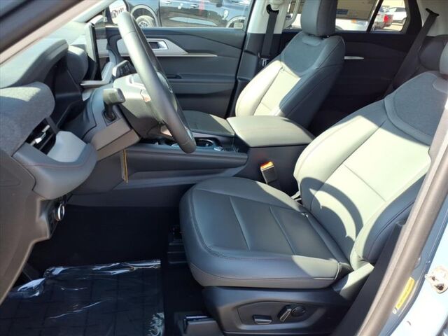 2025 Ford Explorer Active  TX