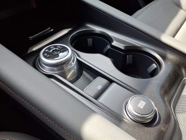 2025 Ford Explorer Active  TX