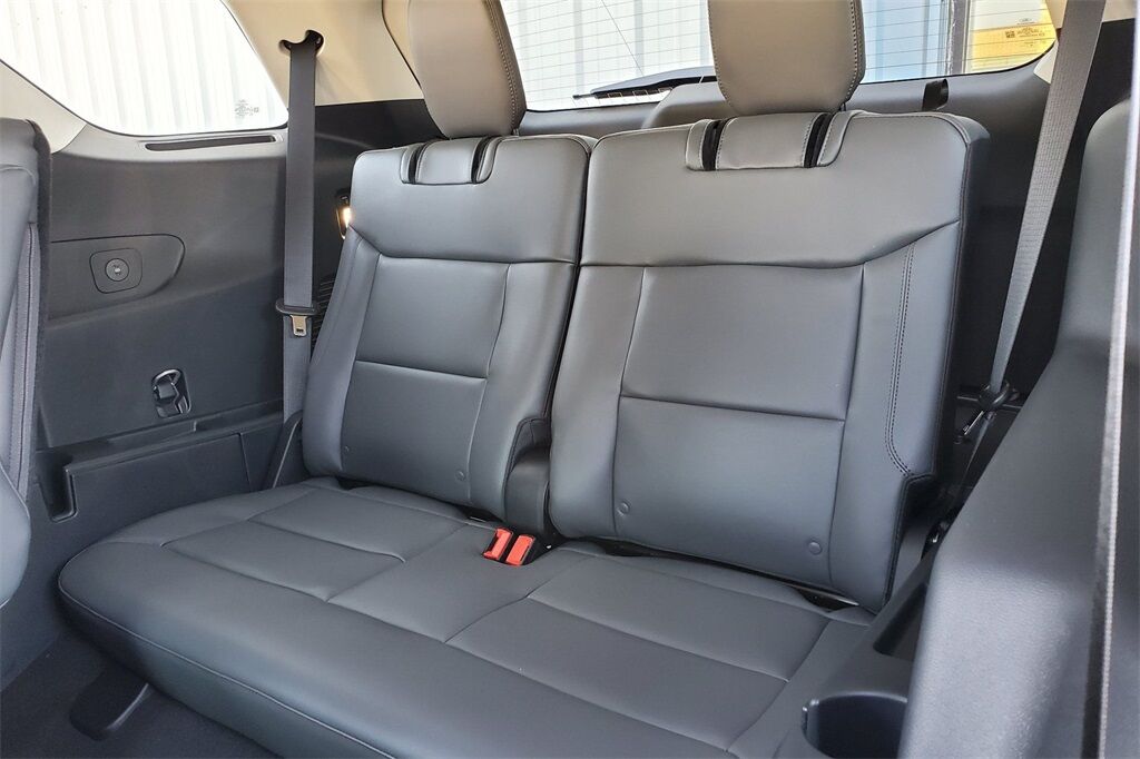 2025 Ford Explorer Active Hondo TX