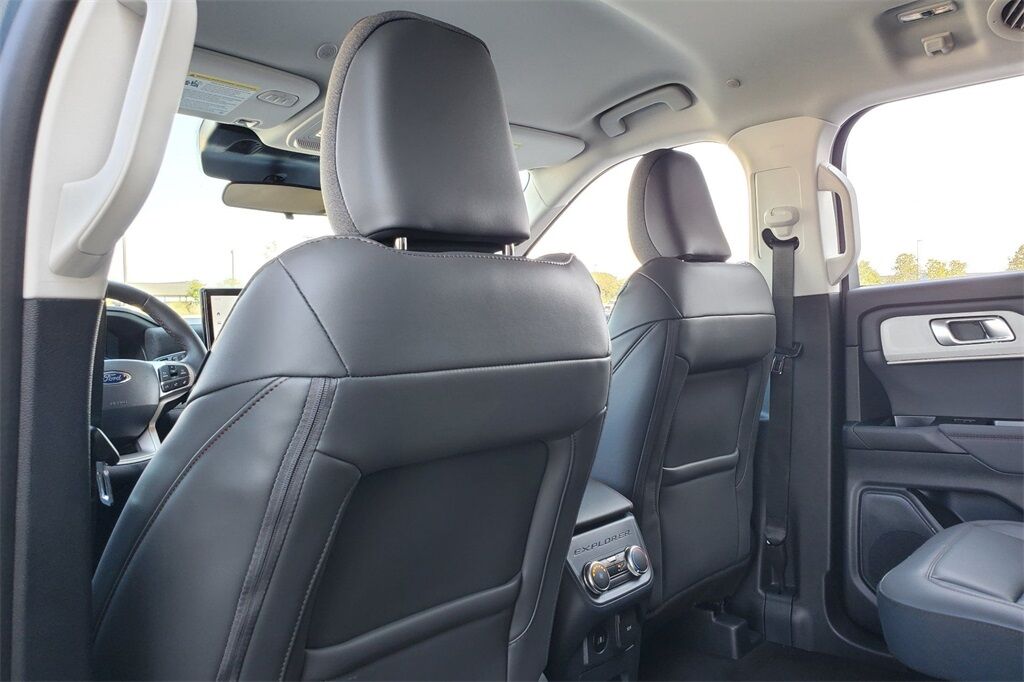 2025 Ford Explorer Active Hondo TX
