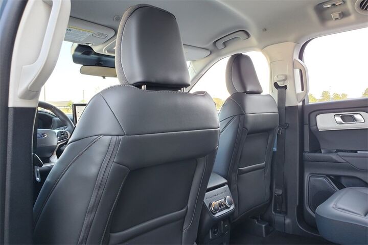 2025 Ford Explorer Active  TX
