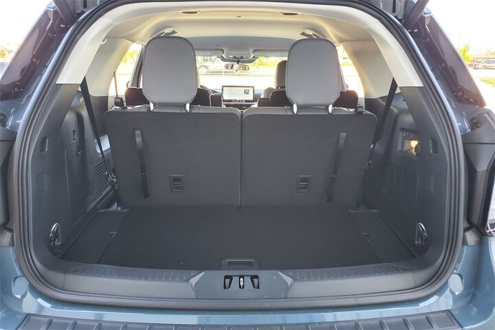 2025 Ford Explorer Active  TX