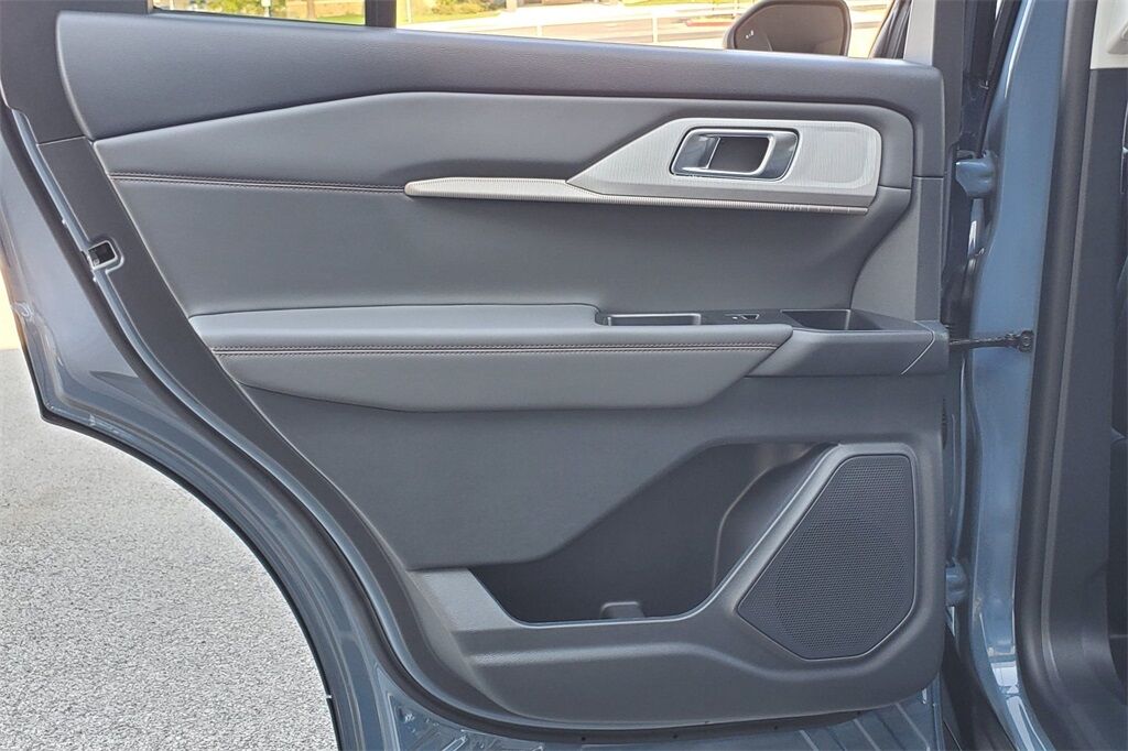 2025 Ford Explorer Active Hondo TX