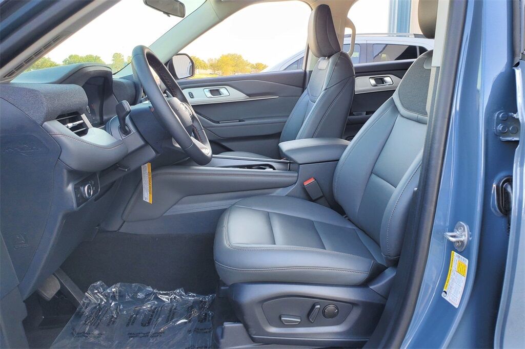 2025 Ford Explorer Active Hondo TX