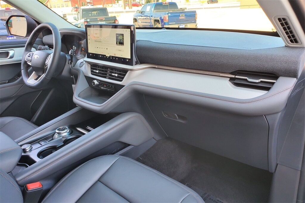 2025 Ford Explorer Active Hondo TX