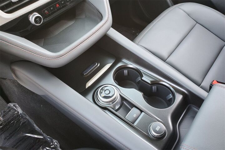 2025 Ford Explorer Active  TX
