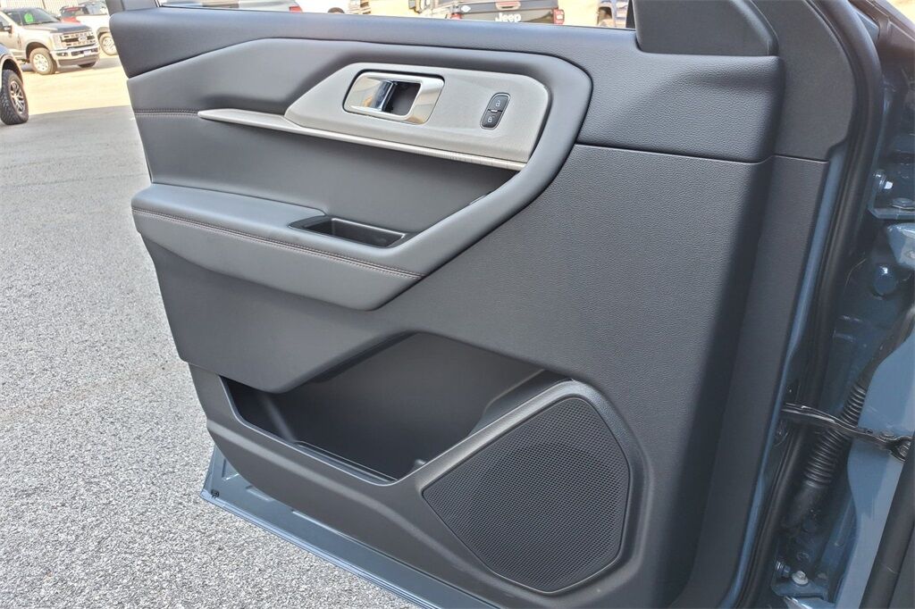 2025 Ford Explorer Active Hondo TX