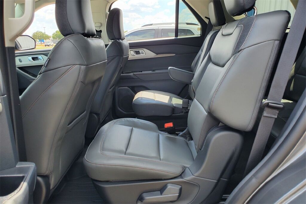 2025 Ford Explorer Active Hondo TX