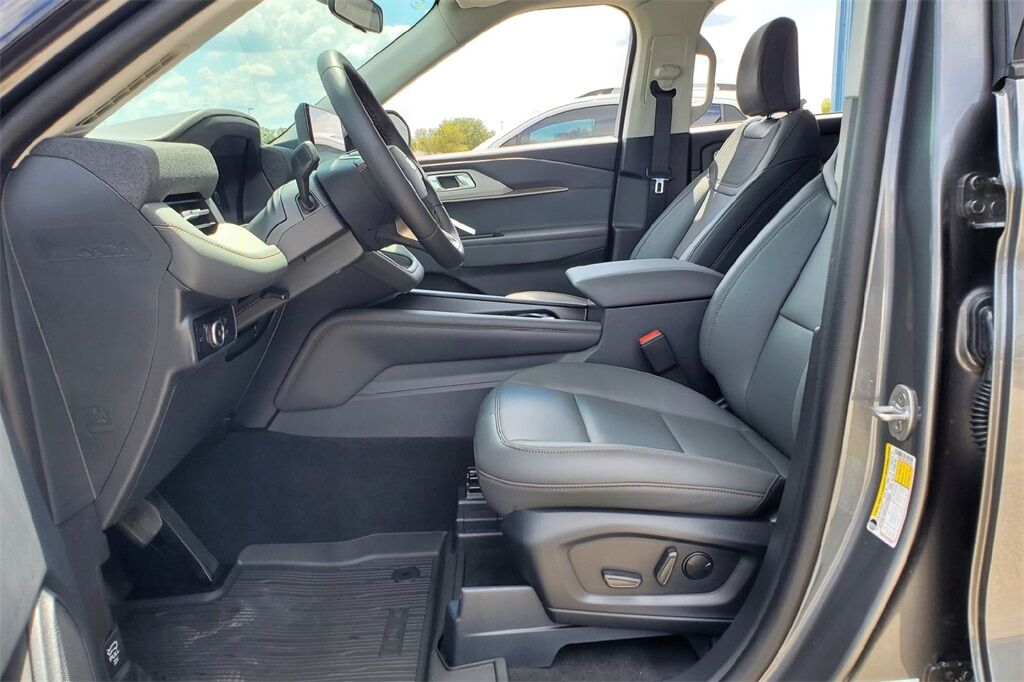 2025 Ford Explorer Active Hondo TX