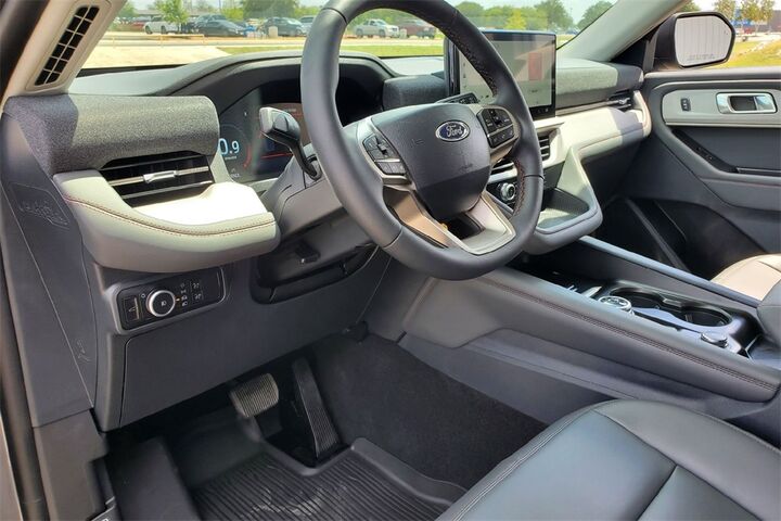 2025 Ford Explorer Active  TX 2025 Ford Explorer Active  TX