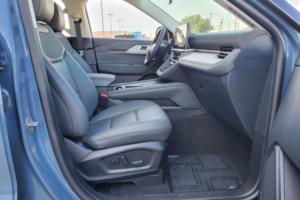 2025 Ford Explorer Active Hondo TX