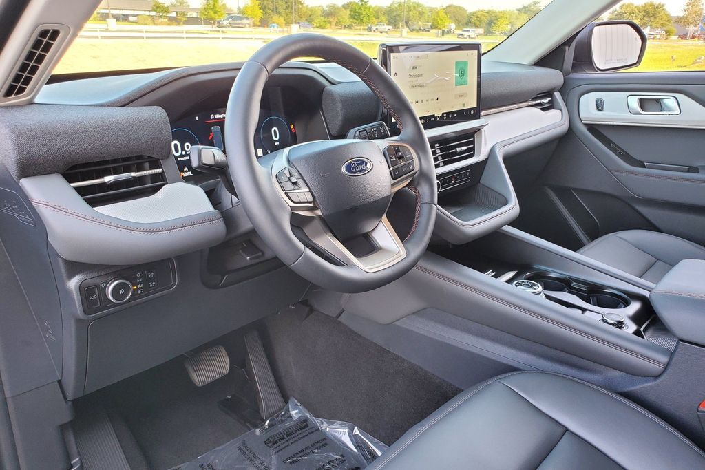 2025 Ford Explorer Active Hondo TX
