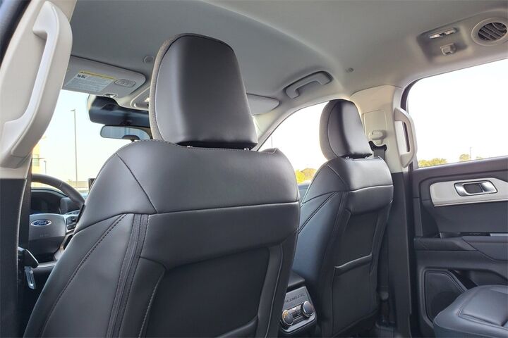 2025 Ford Explorer Active  TX