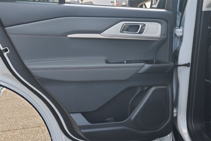 2025 Ford Explorer Active TX 2025 Ford Explorer Active TX