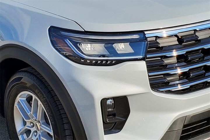 2025 Ford Explorer Active TX 2025 Ford Explorer Active TX