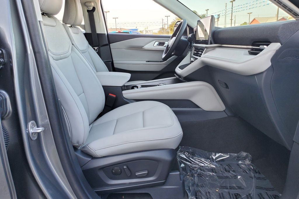 2025 Ford Explorer Active Hondo TX