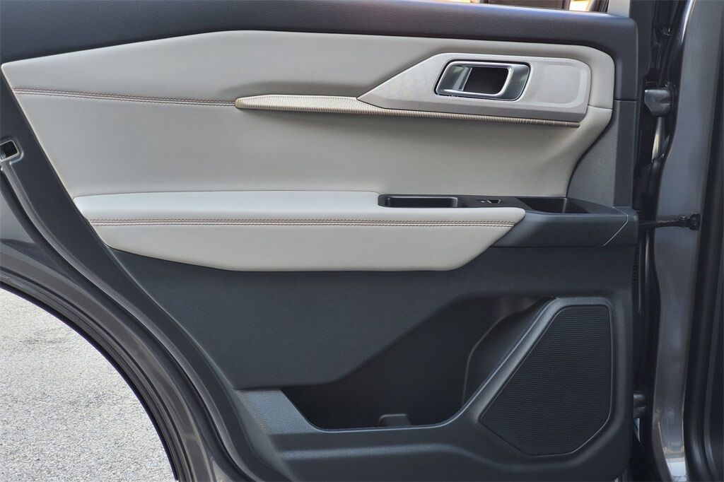 2025 Ford Explorer Active Hondo TX