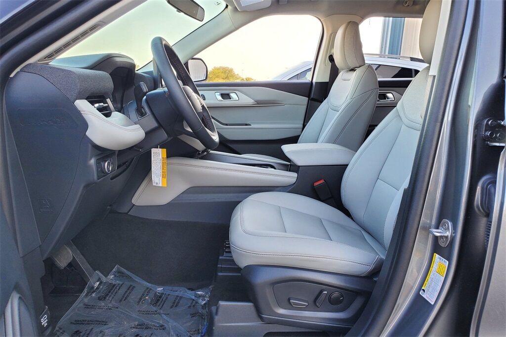 2025 Ford Explorer Active Hondo TX