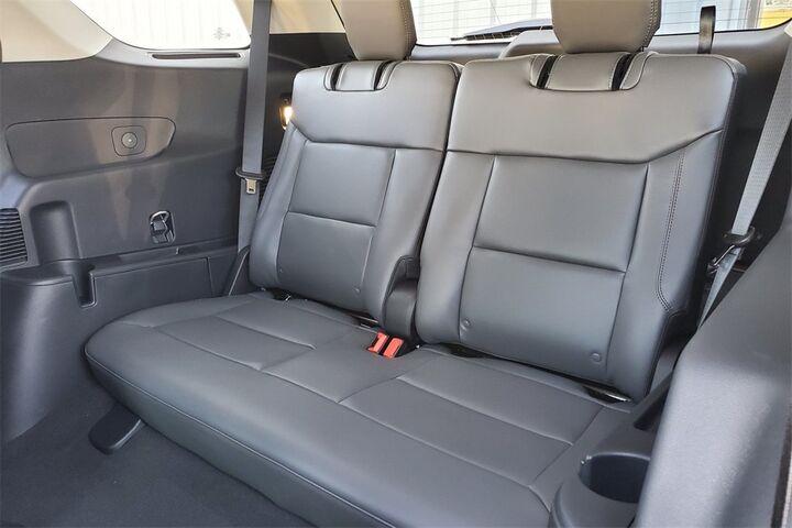 2025 Ford Explorer Active  TX