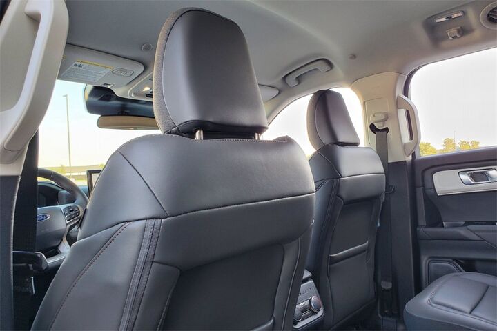 2025 Ford Explorer Active  TX