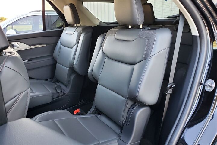2025 Ford Explorer Active  TX