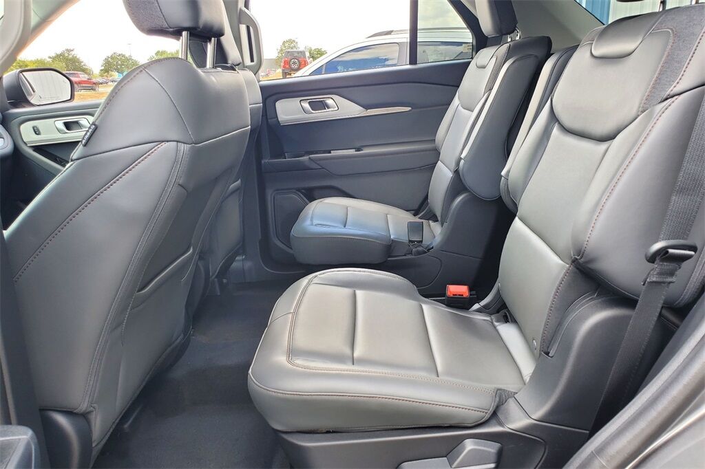 2025 Ford Explorer Active Hondo TX