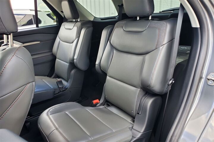 2025 Ford Explorer Active  TX