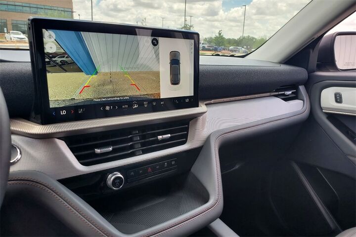 2025 Ford Explorer Active  TX