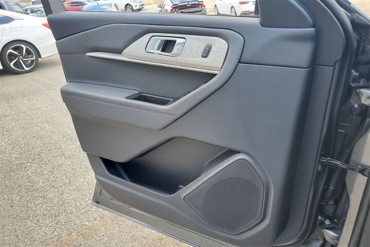 2025 Ford Explorer Active  TX