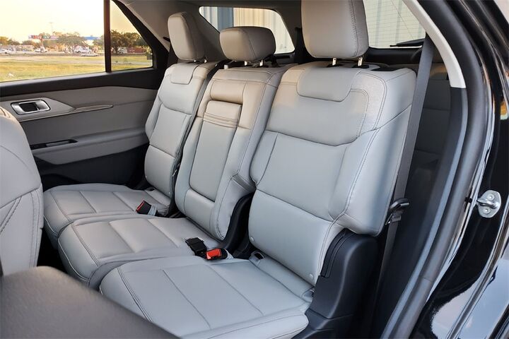 2025 Ford Explorer Active TX 2025 Ford Explorer Active TX