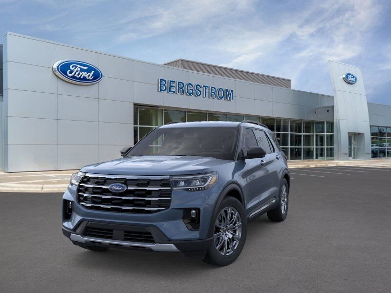 2025 Ford Explorer Active Green Bay WI