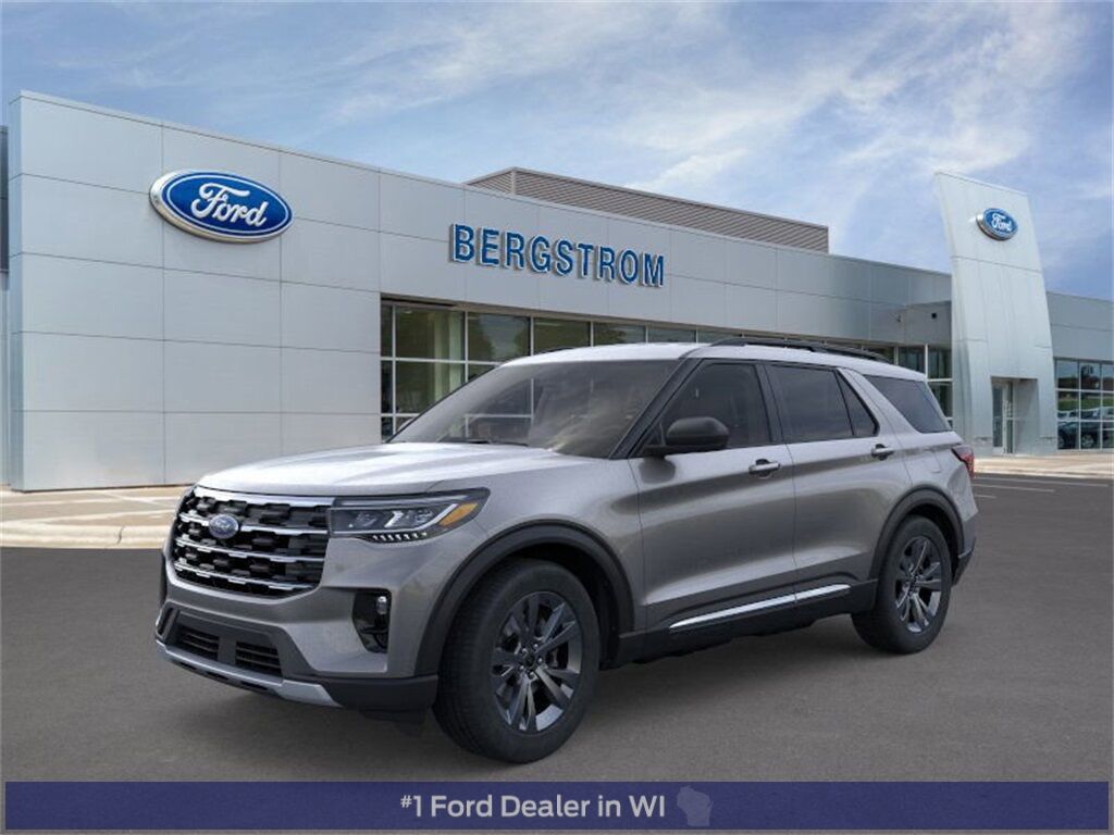 2025 Ford Explorer Active Green Bay WI