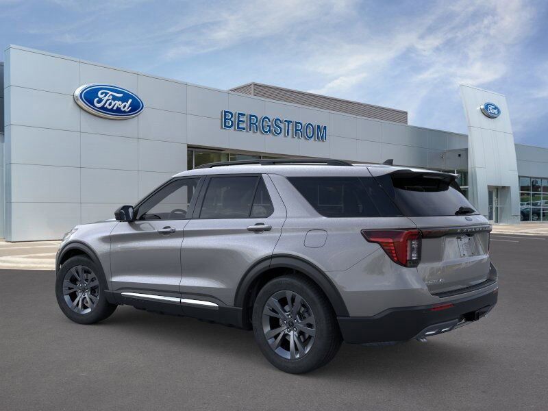 2025 Ford Explorer Active Green Bay WI