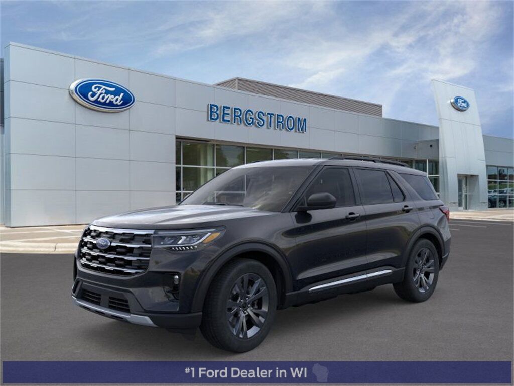 2025 Ford Explorer Active Green Bay WI